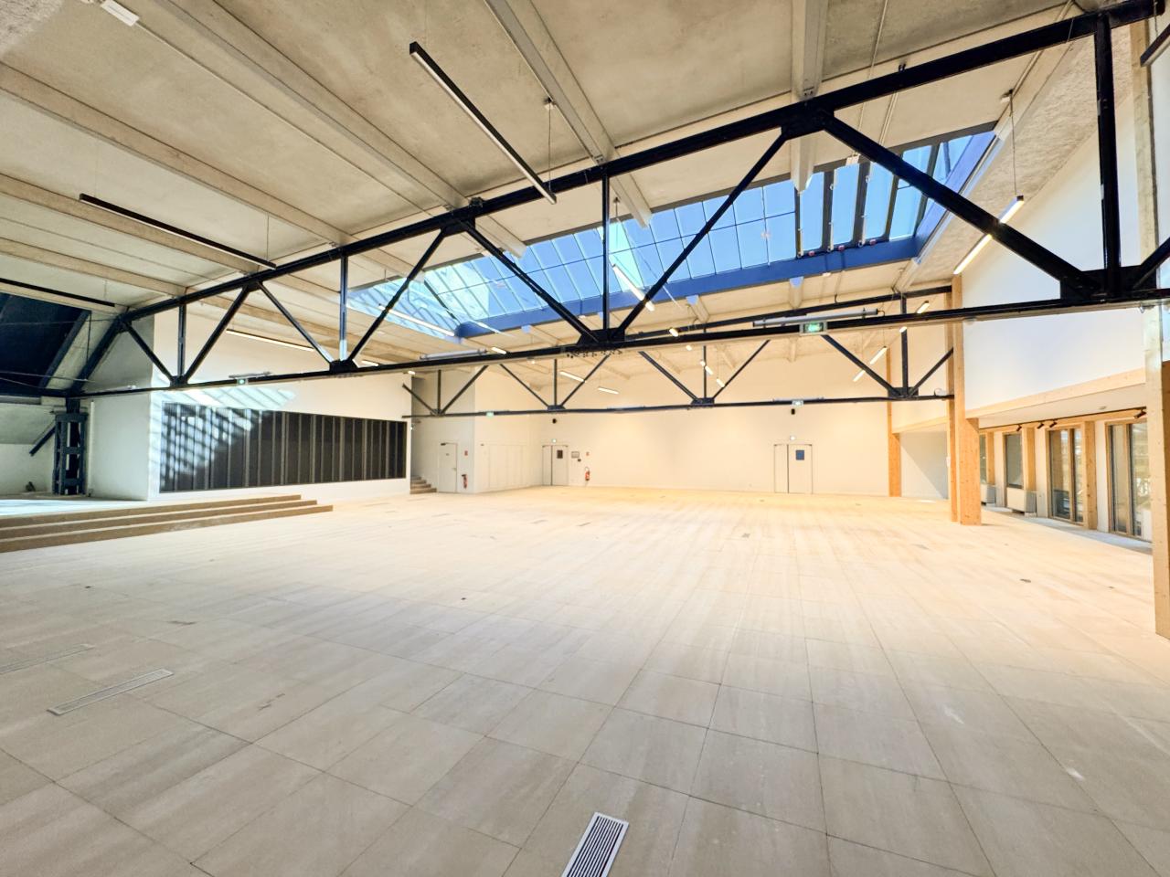 Bureau Saint-Ouen 3018m² Location bureau Saint-Ouen Seine-Saint-Denis OLBUR2531915 0